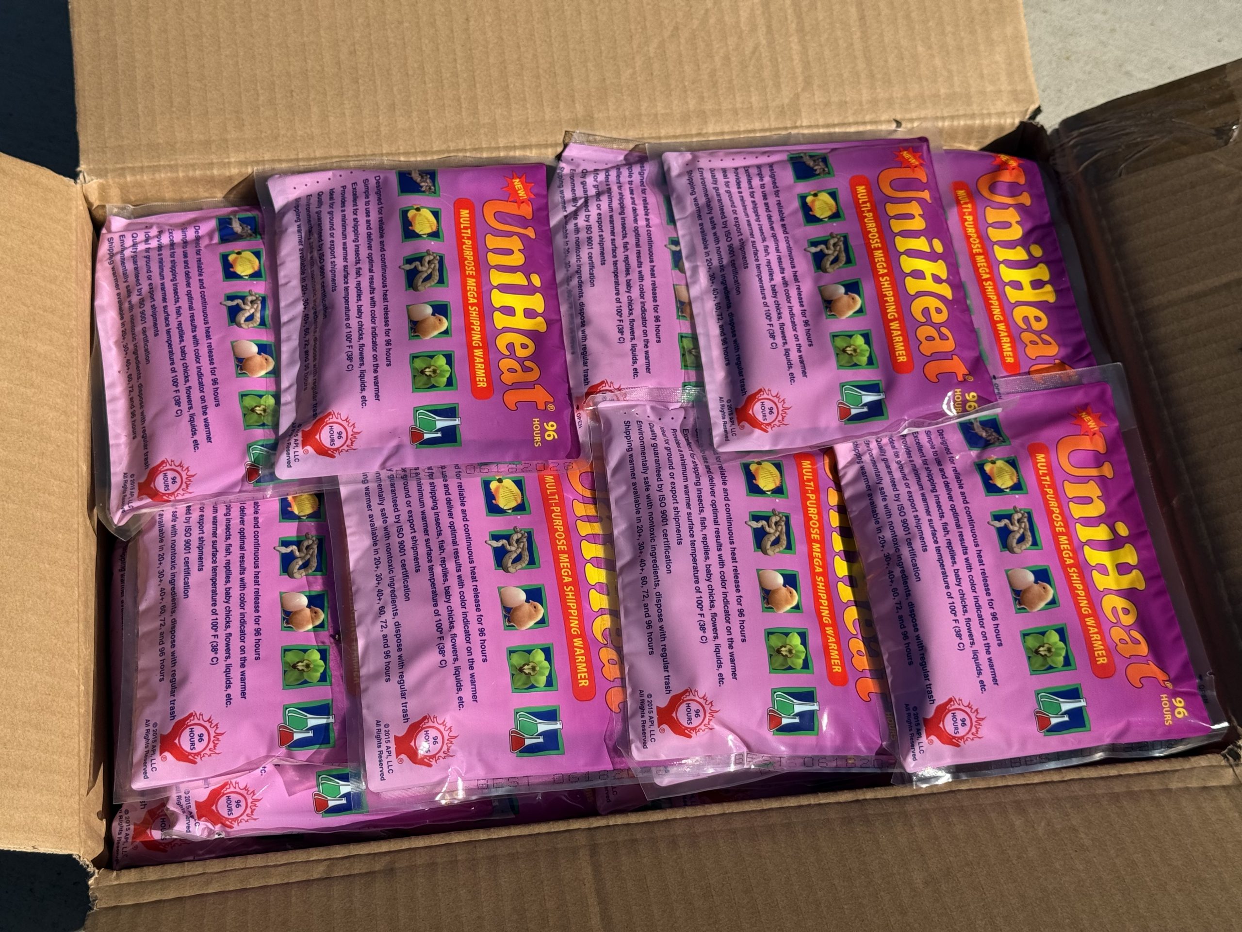 Full Case of 66 UniHeat 96 Hour Shipping Warmers - Image 2