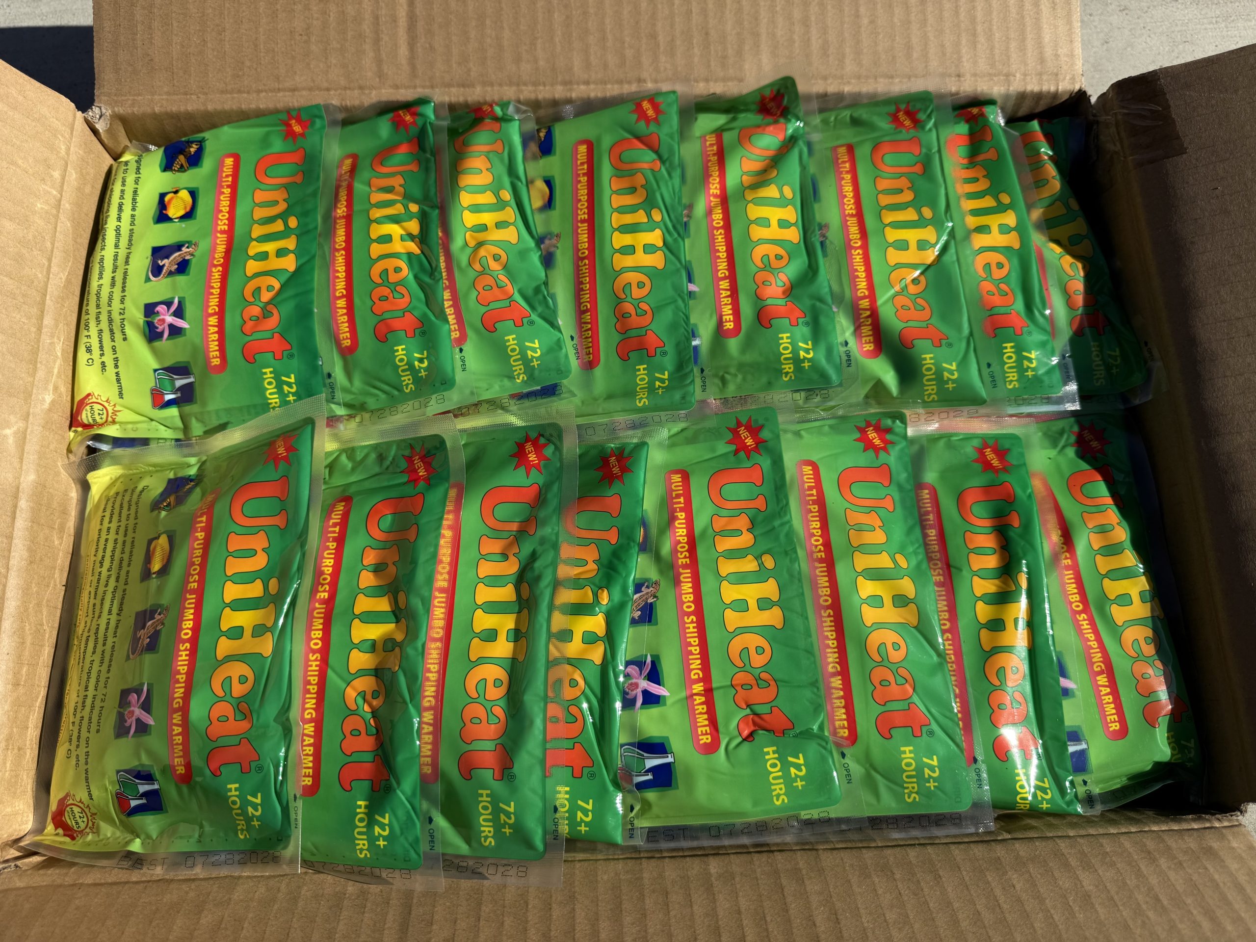 Full Case of 90 UniHeat 72 Hour Shipping Warmers - Image 2